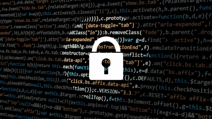 Cadenas fermé sur fond de code. Faux sites